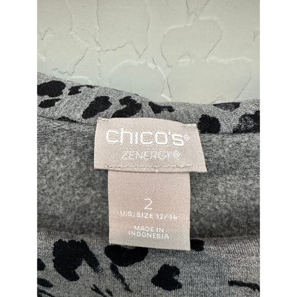 CHICO’S | Zenergy Gray Cheetah Print Cowl Neck Top | Size 2 Large - Picture 5 of 6